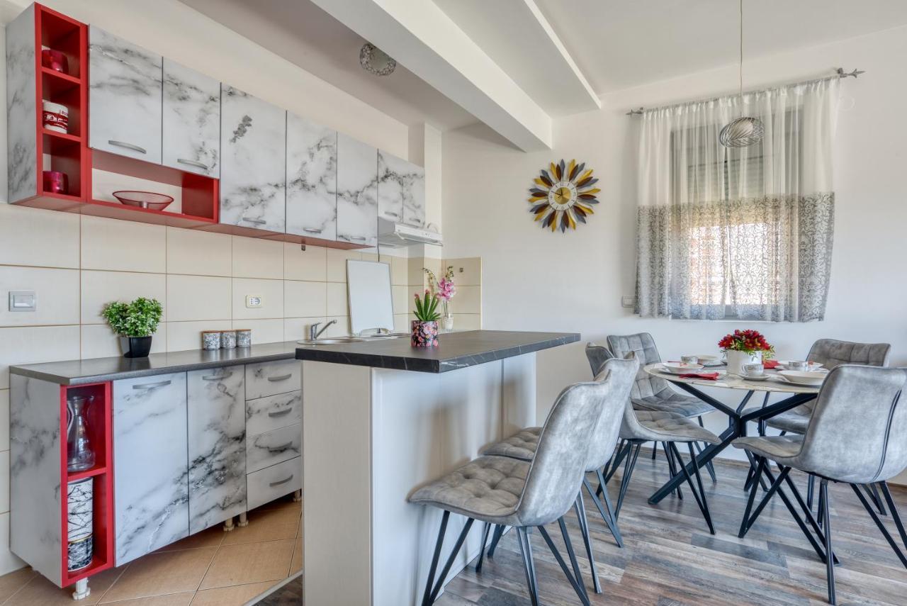 בודווה Apartment With A View מראה חיצוני תמונה